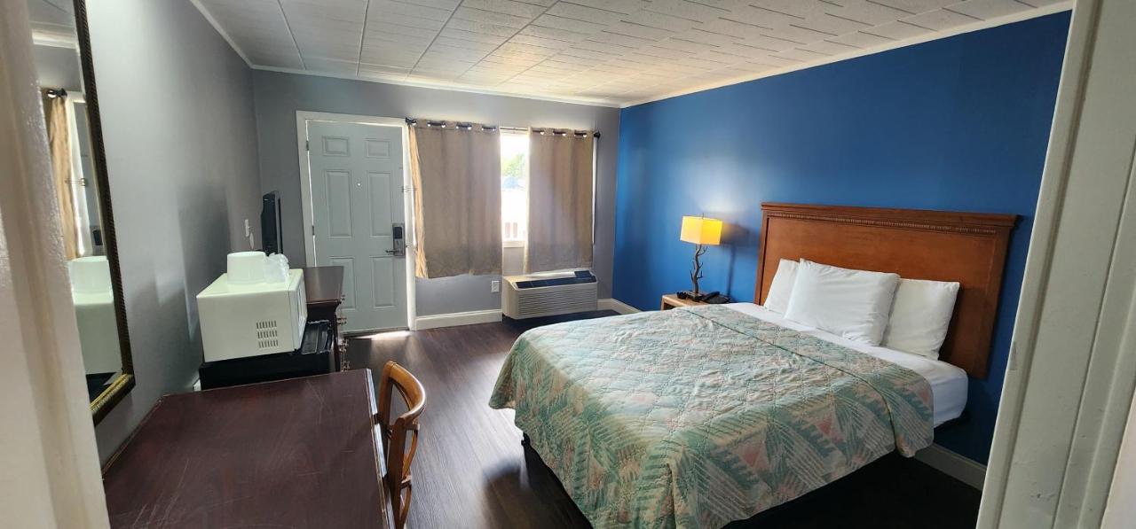 Budget Inn Horseheads, NY — photo 12