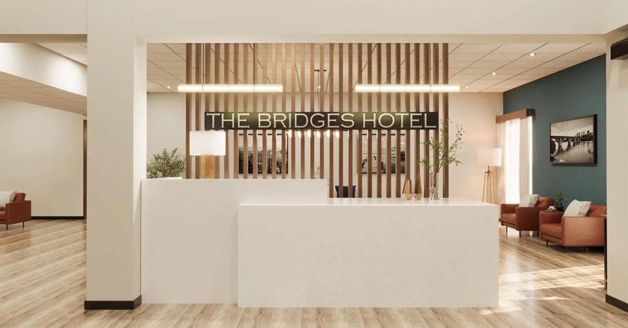 The Bridges Hotel — photo 1
