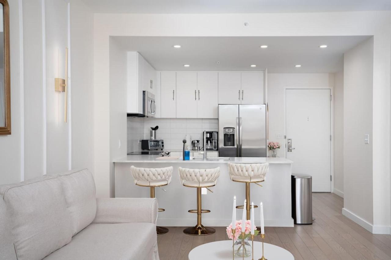 Midtown View - Minutes to City - 4