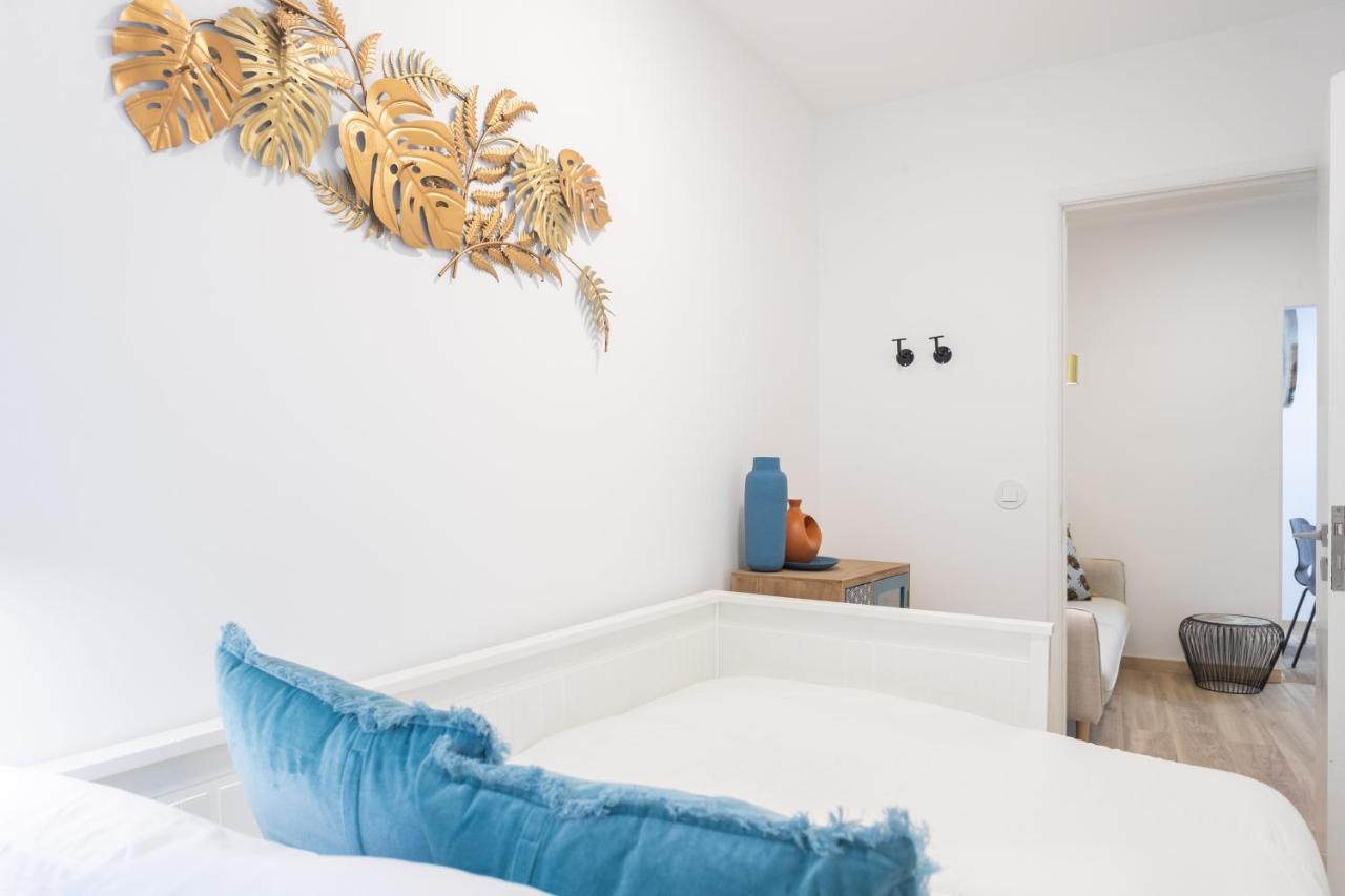 Cozy and confy First Floor, Ace location, 2 Bedrooms - 2