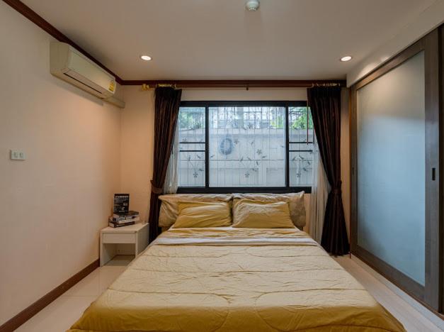 Phoenix 1 Bangkok city centre - 2