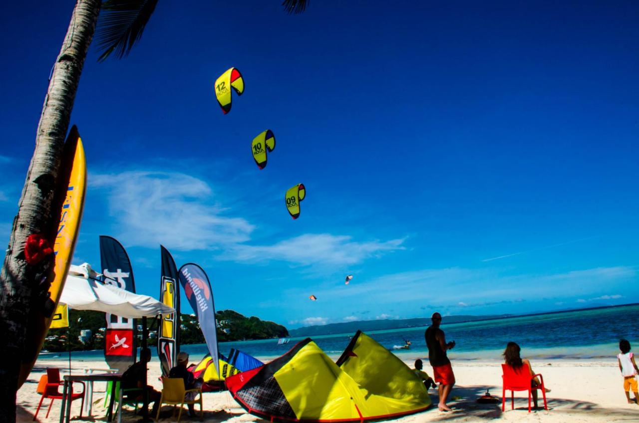 Beach: Aissatou Beach Resort