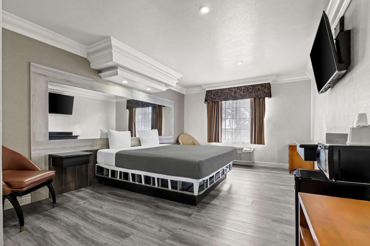 Best Inn — photo 24