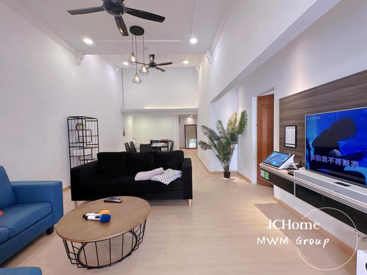 Molek house 12pax KTV BBQ - 5