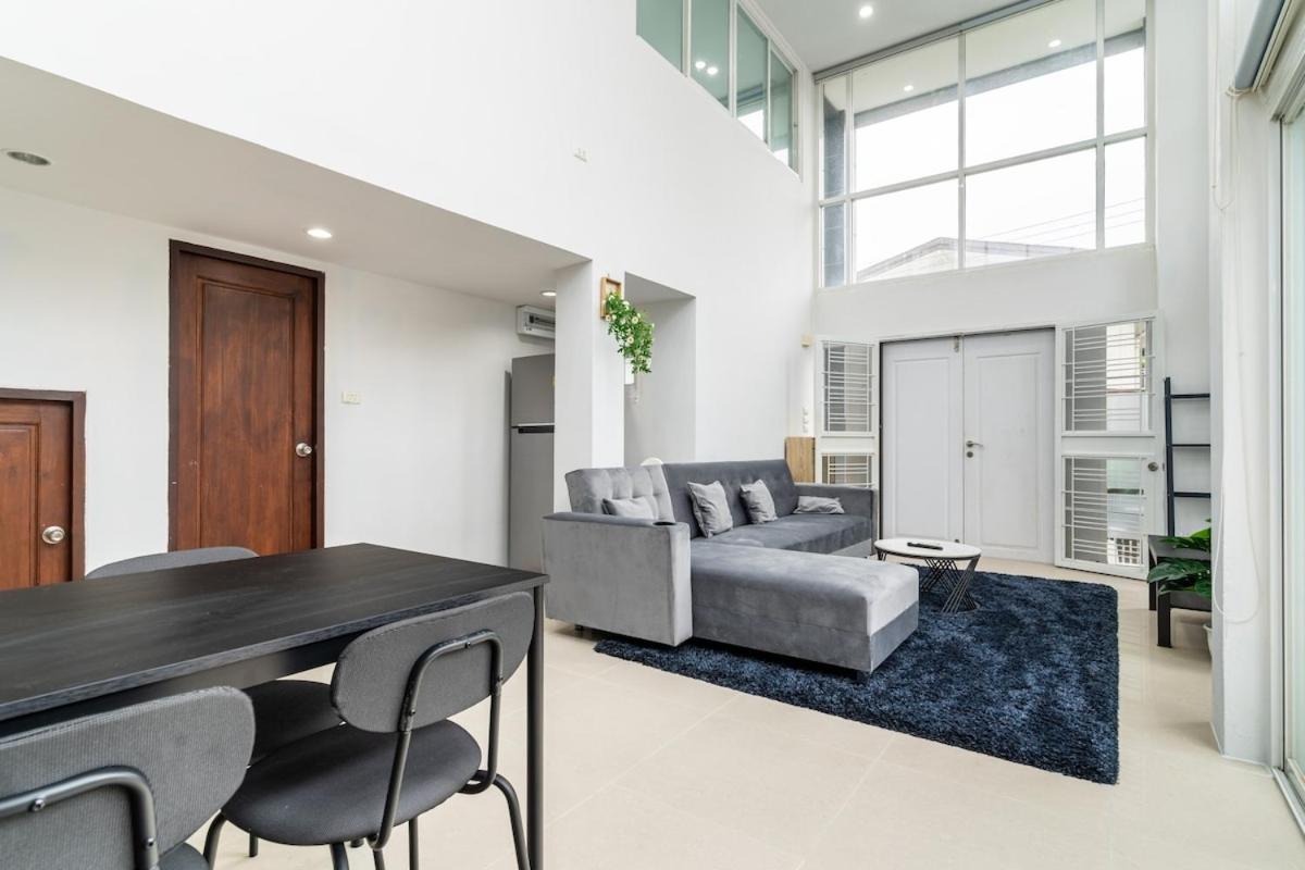 Modern Townhouse City Center 4 Floors 13 Guests - 4