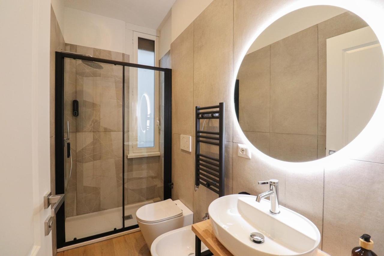 St Peter & Vatican Luxury Suites - Boutique Suites in Rome Centre & Vatican - AC, Wifi & Metro 5 min - 4