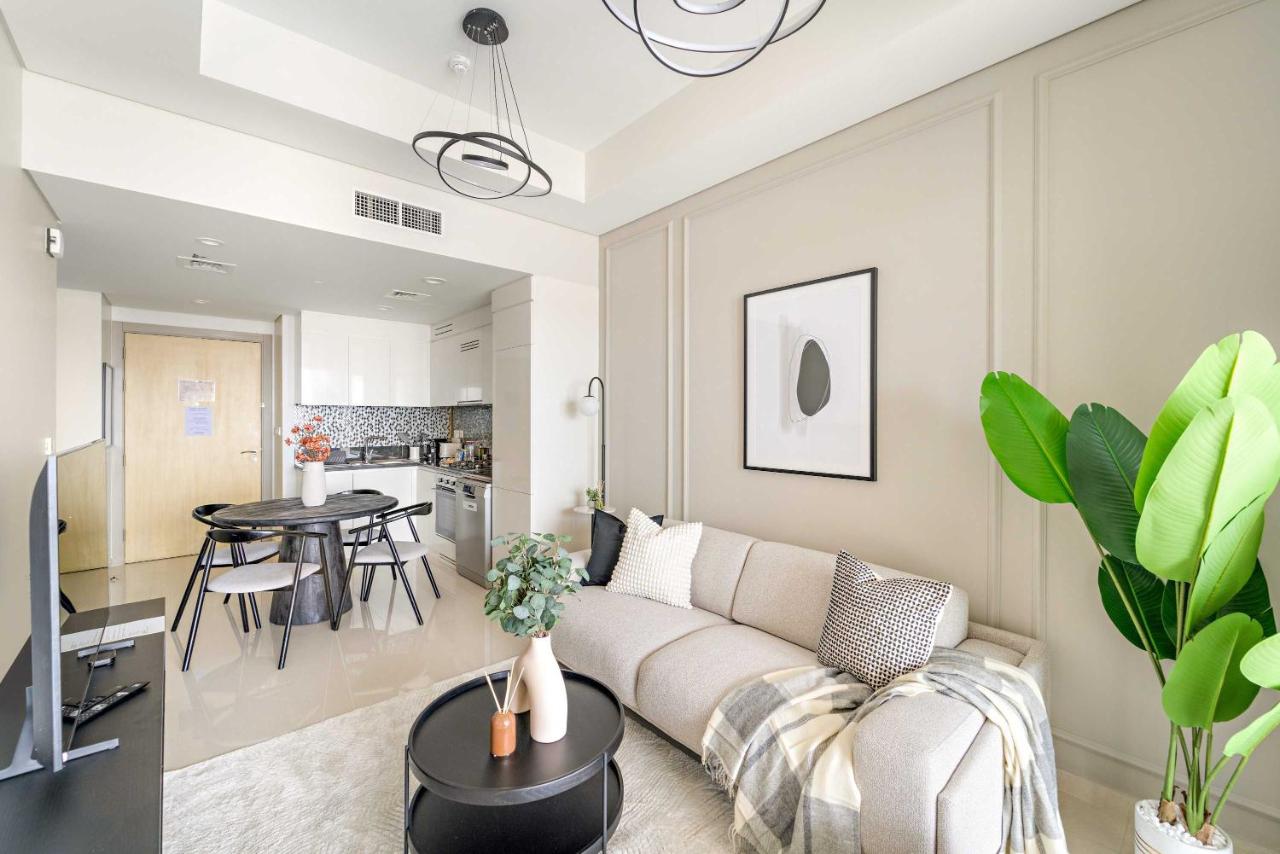 Silkhaus Vacation Homes Spacious 2BR in Aykon City Near Safa Park - 3