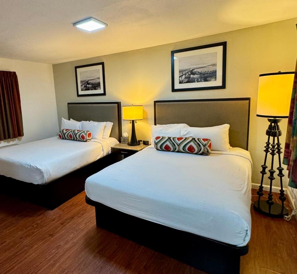 Budget Motel — photo 24