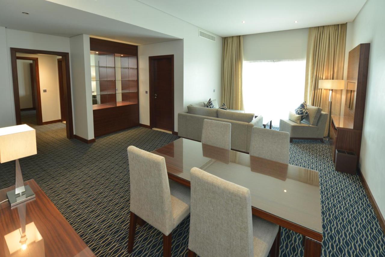 Ramada by Wyndham Manama City Centre photo