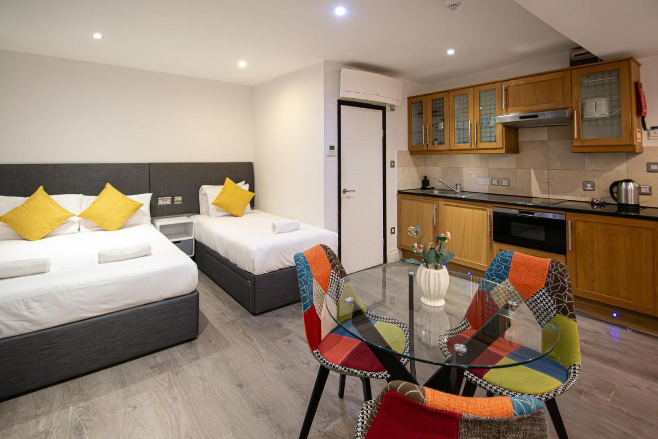 Imperial Court Suites - 4