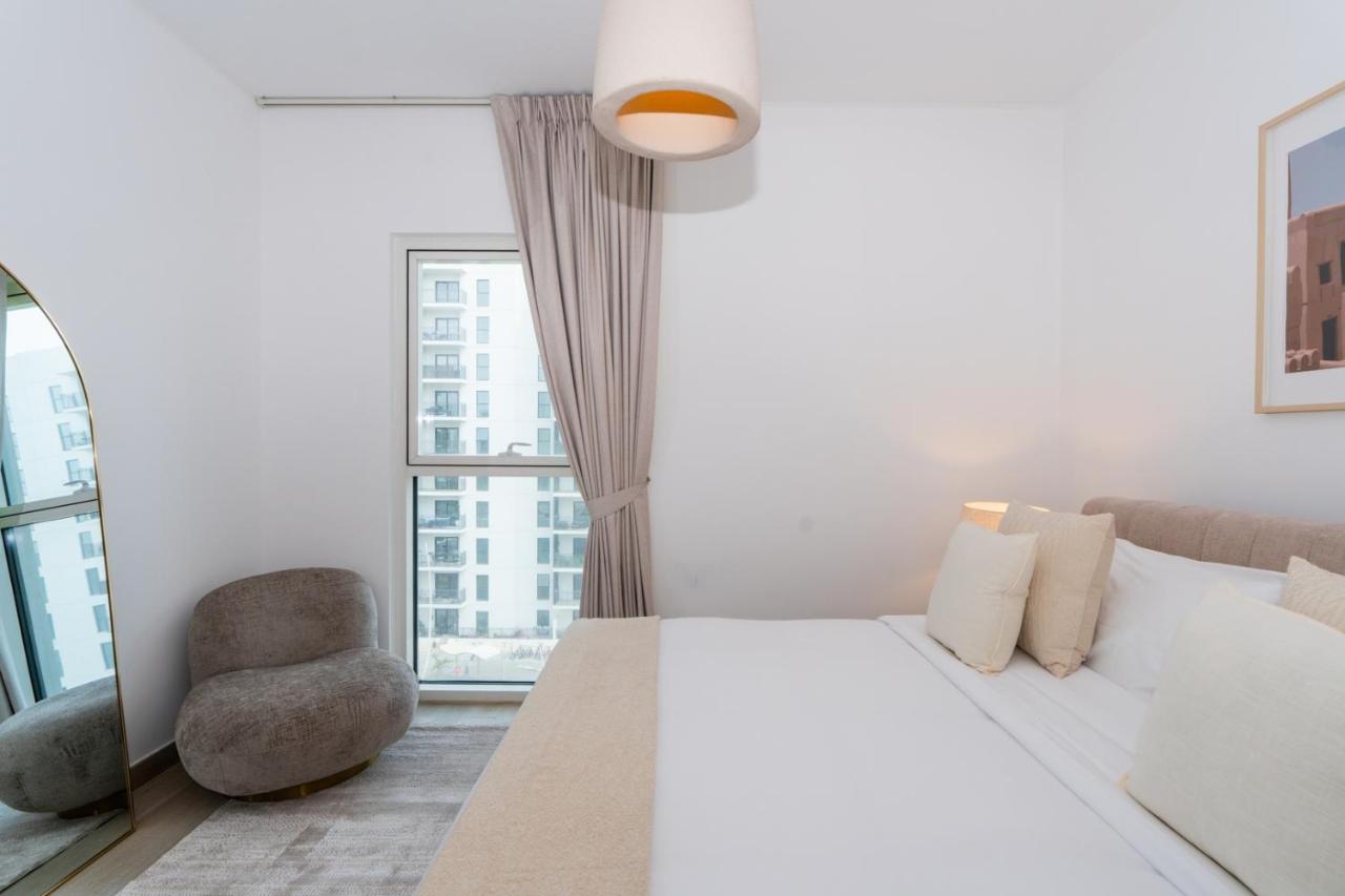 One Bedroom Apartment on Yas Island Near Yas Mall & Theme Parks - 2