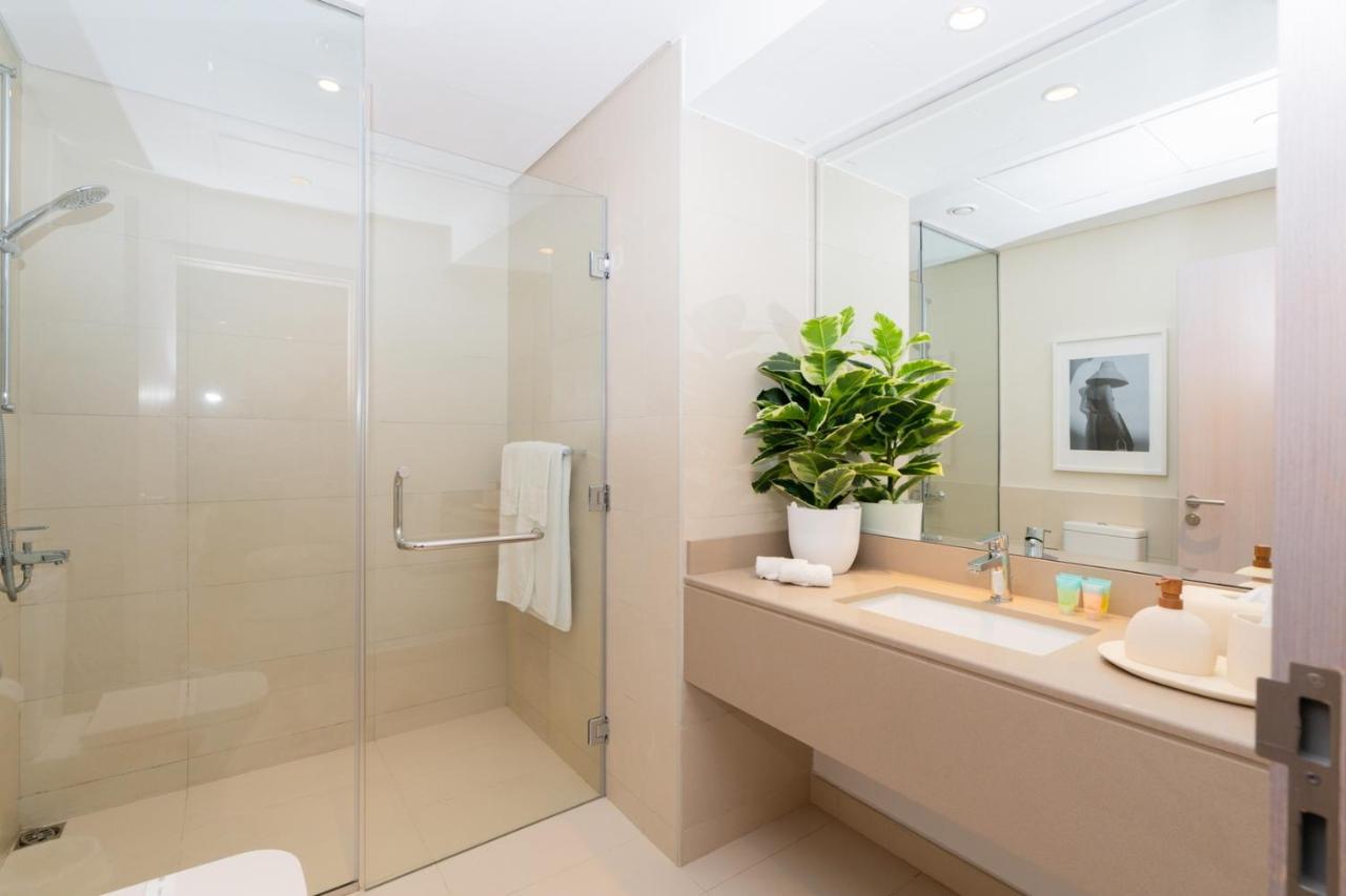 One Bedroom Apartment on Yas Island Near Yas Mall & Theme Parks - 3