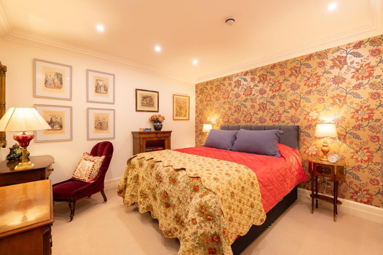 Large 4-Bed 8-Guests w Patio 1841 House Paddington - 2