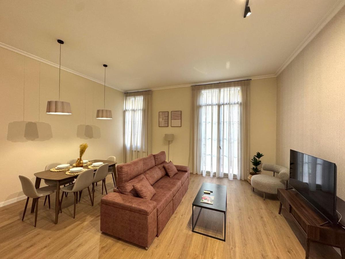 Anais Apartments by gaiarooms