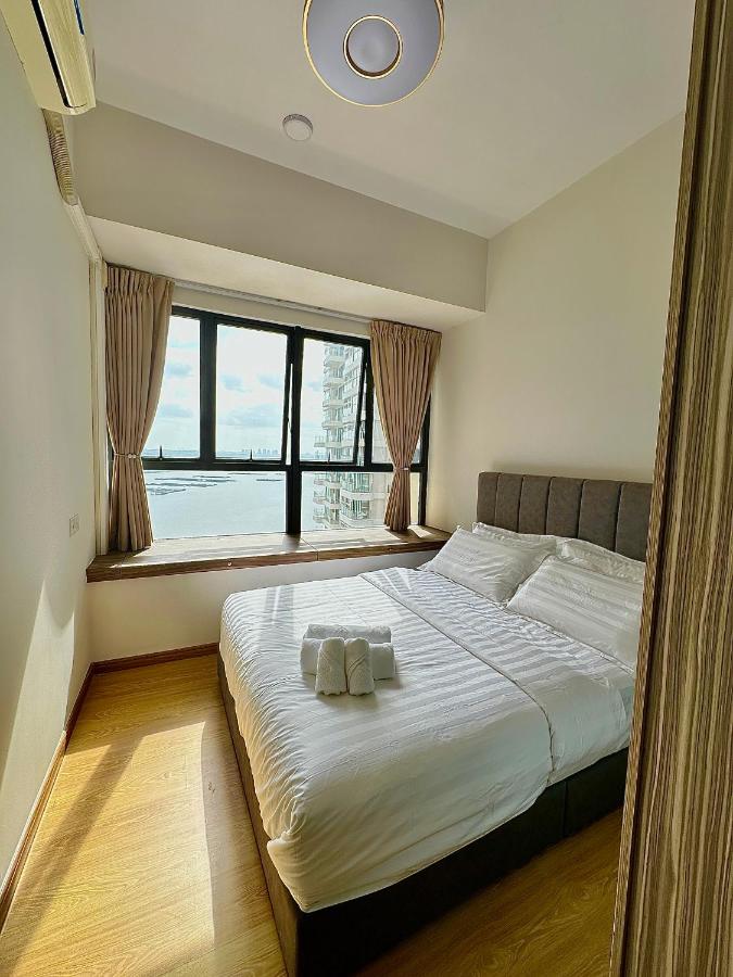 2 Bedroom Garden and Sea View - 2