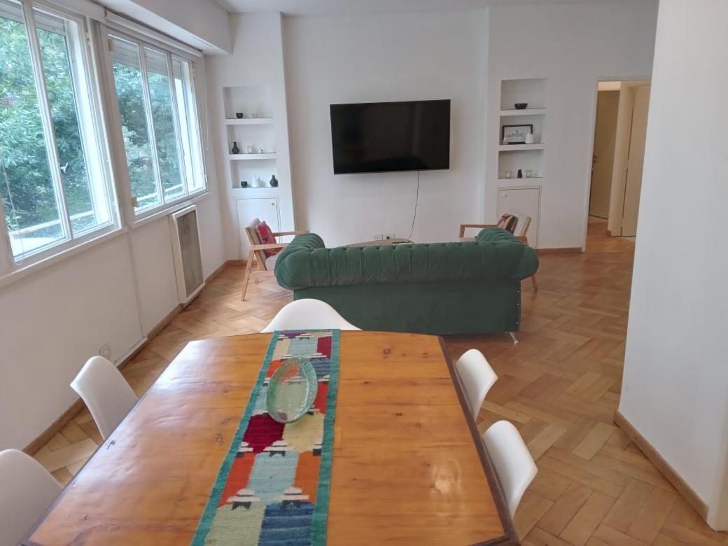 Muy cómodo y amplio semi piso en Recoleta, una de las mejores zonas de Buenos Aires