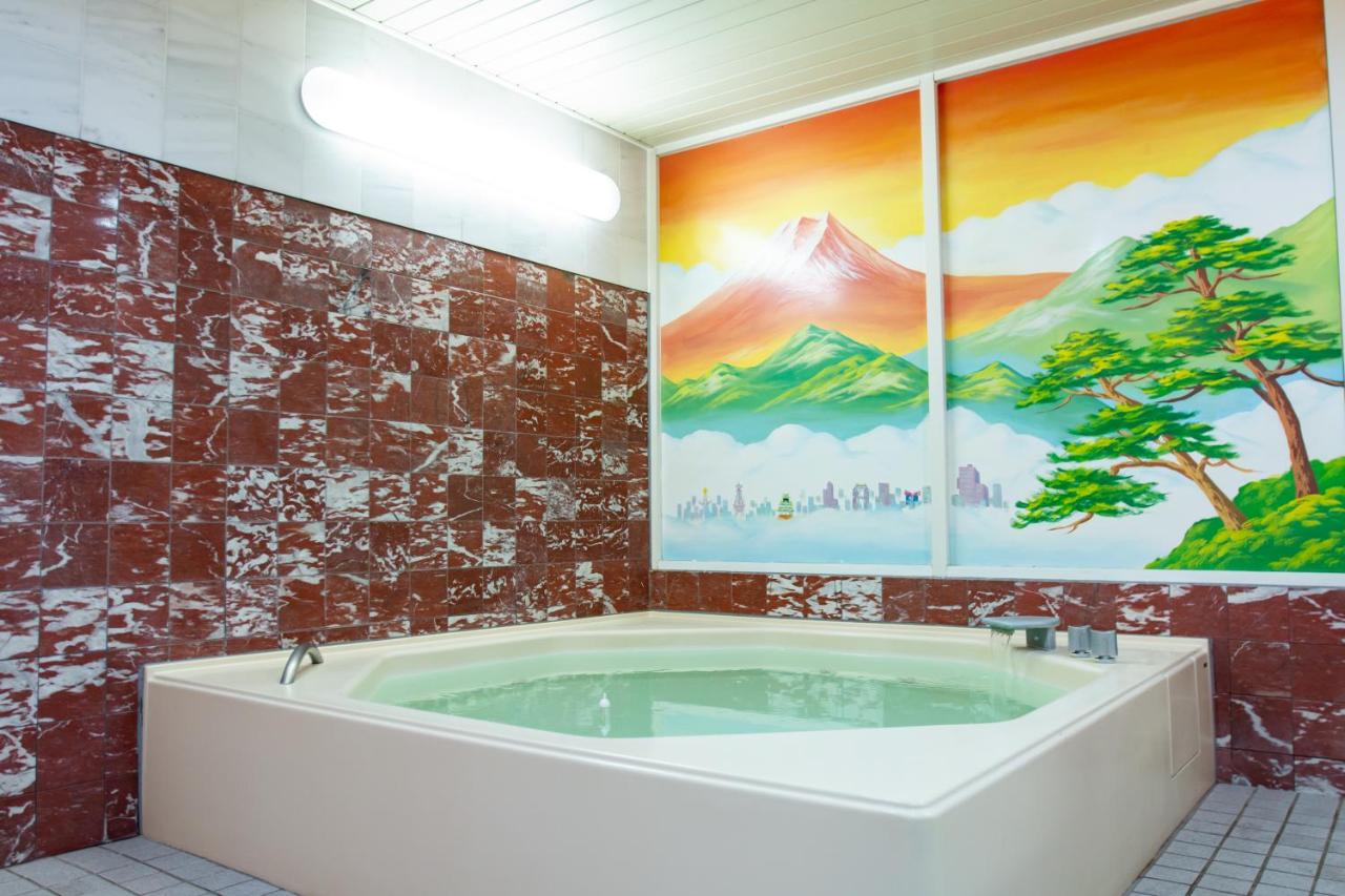 Capsule Hotel Asahi Plaza Shinsaibashi - Men's Only - 3