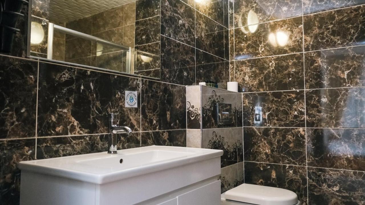 Istanbul Irish Hotel - 3