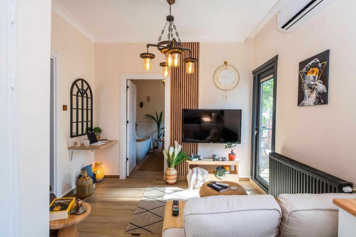 Rum Otto Enjoy Relax 30 sec to Taksim Bathtub - 4