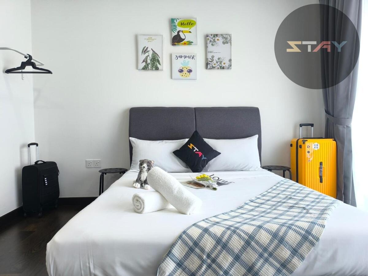 Almas Couple Urban Retreat Puteri Harbour BySTAY