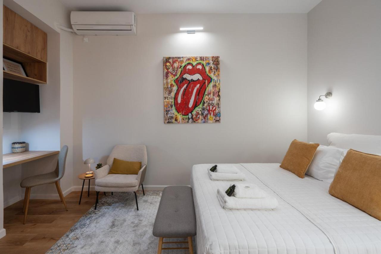 "The Loft" in Athens Heart 1 - 2