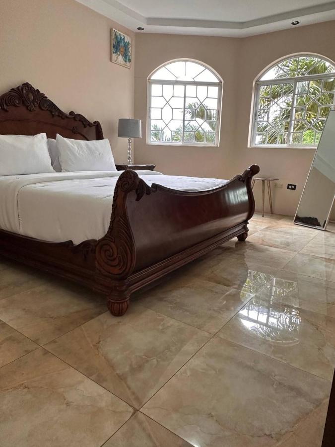 5 Bedroom Royal Stay - 2