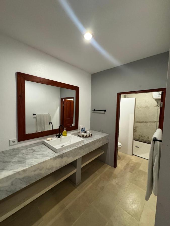 Uluwatu Stay's Deluxe Room #8 - 5