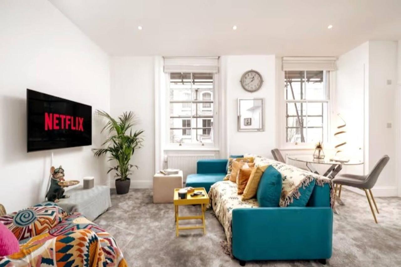 Luxury Niru Living in Kensington