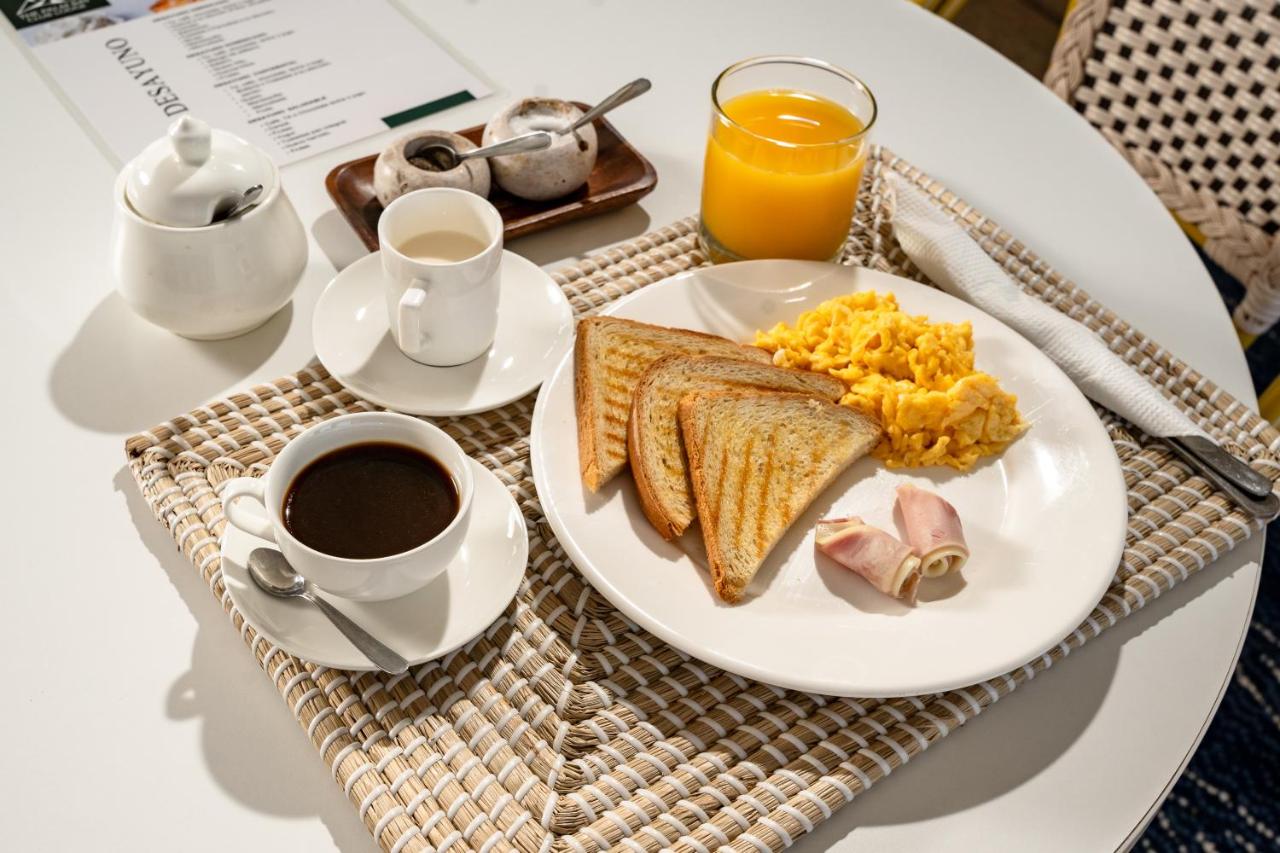 The Palm Bay Club Lodge - 3