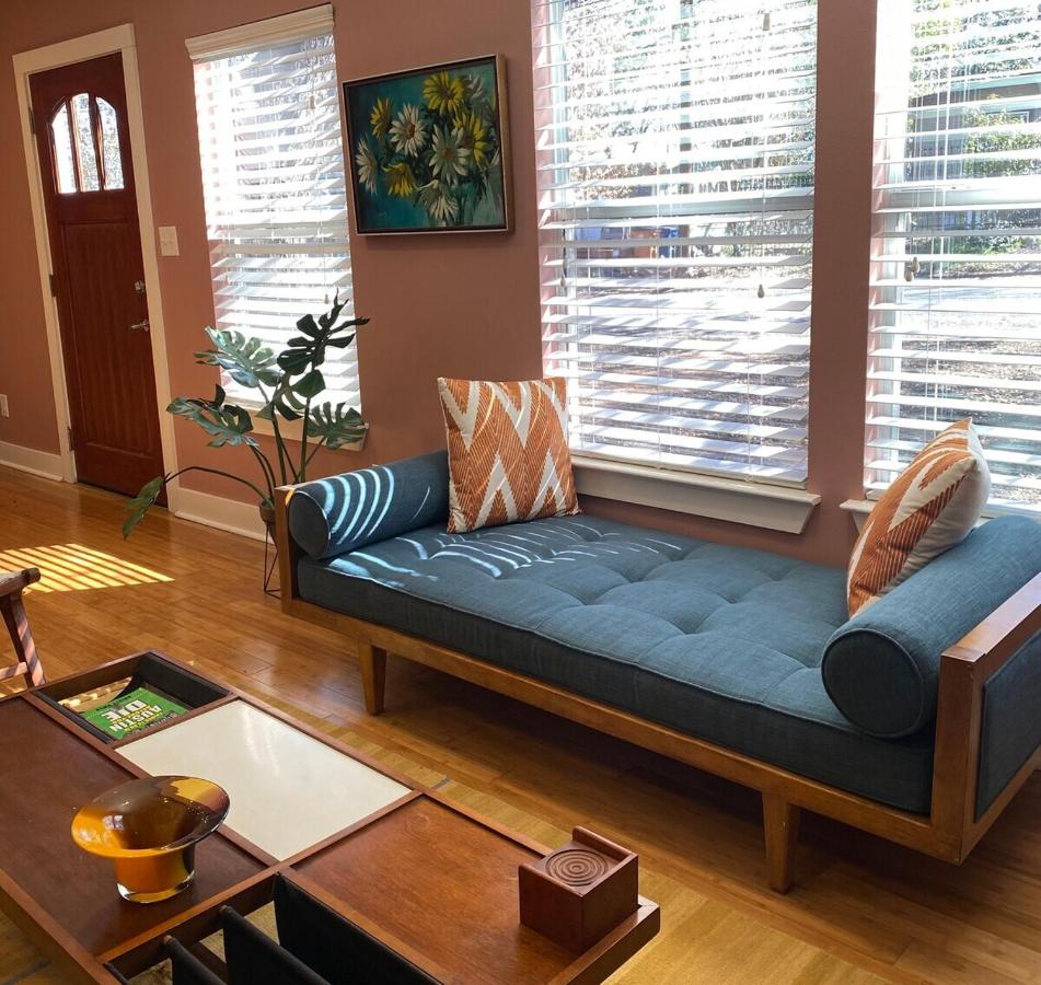 Retro Cowyboy Villa in the Heart of Austin - 4