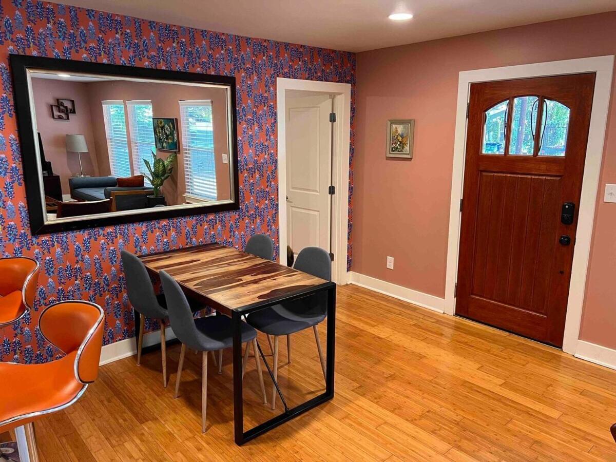 Retro Cowyboy Villa in the Heart of Austin - 5