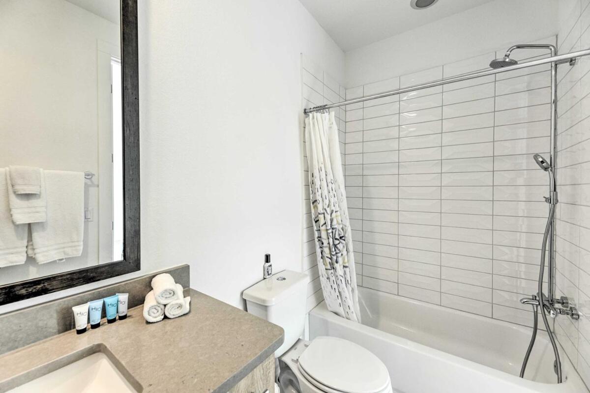 Agave Luxe Home - 8 Mi to Downtown - 3