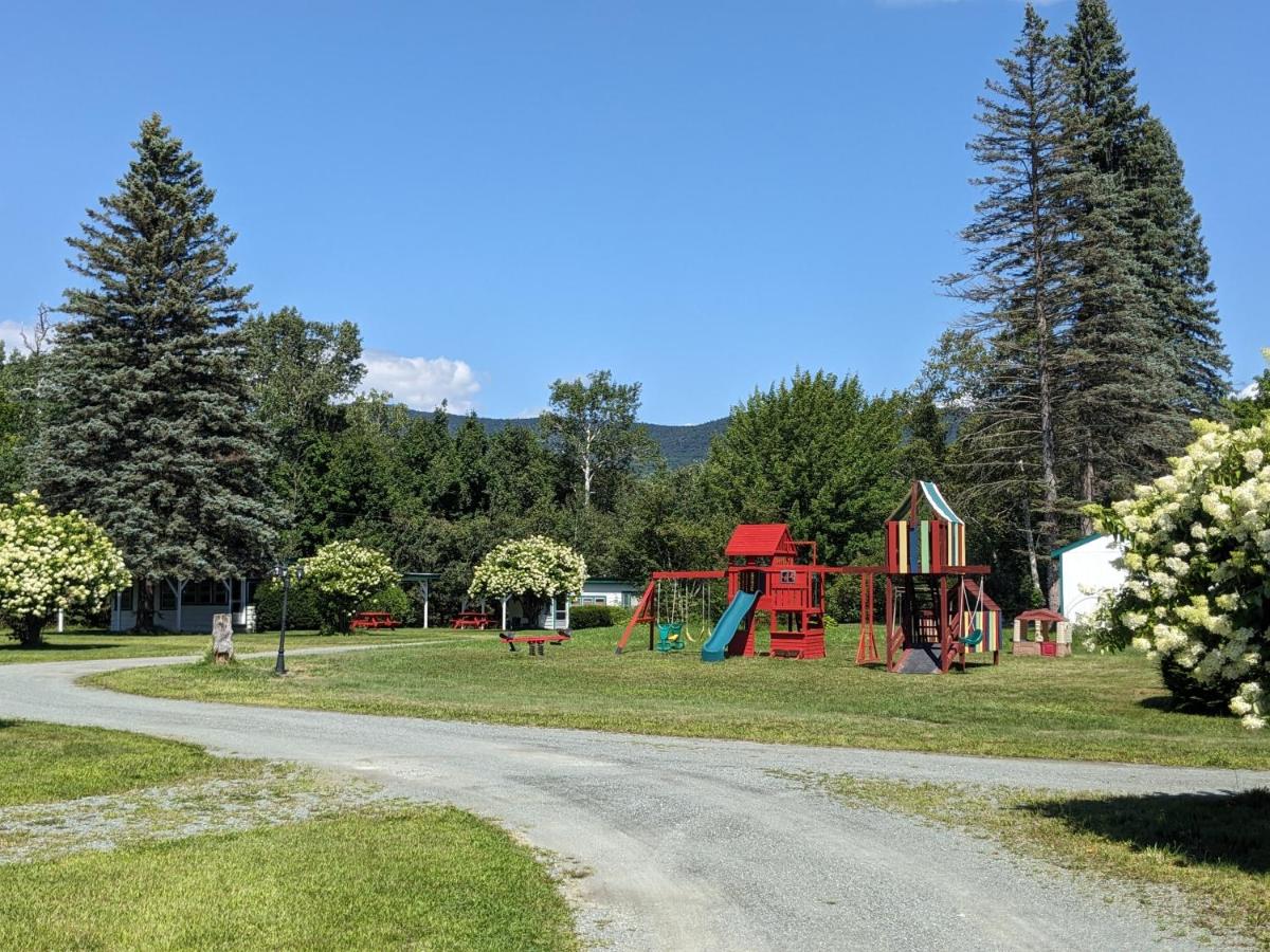 PATIO MOTOR COURT — photo 15