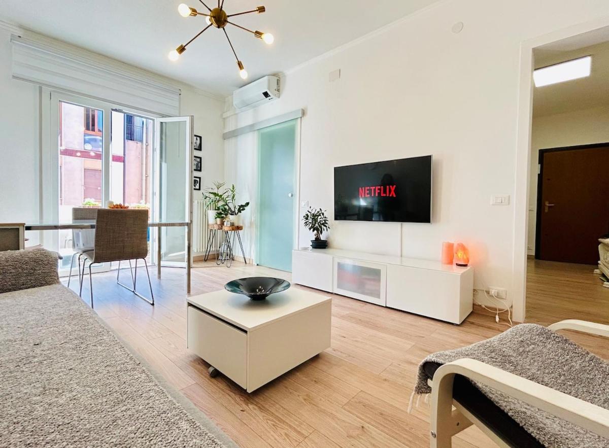 Modern Suite 10 min to Venice & Private Parking - 5