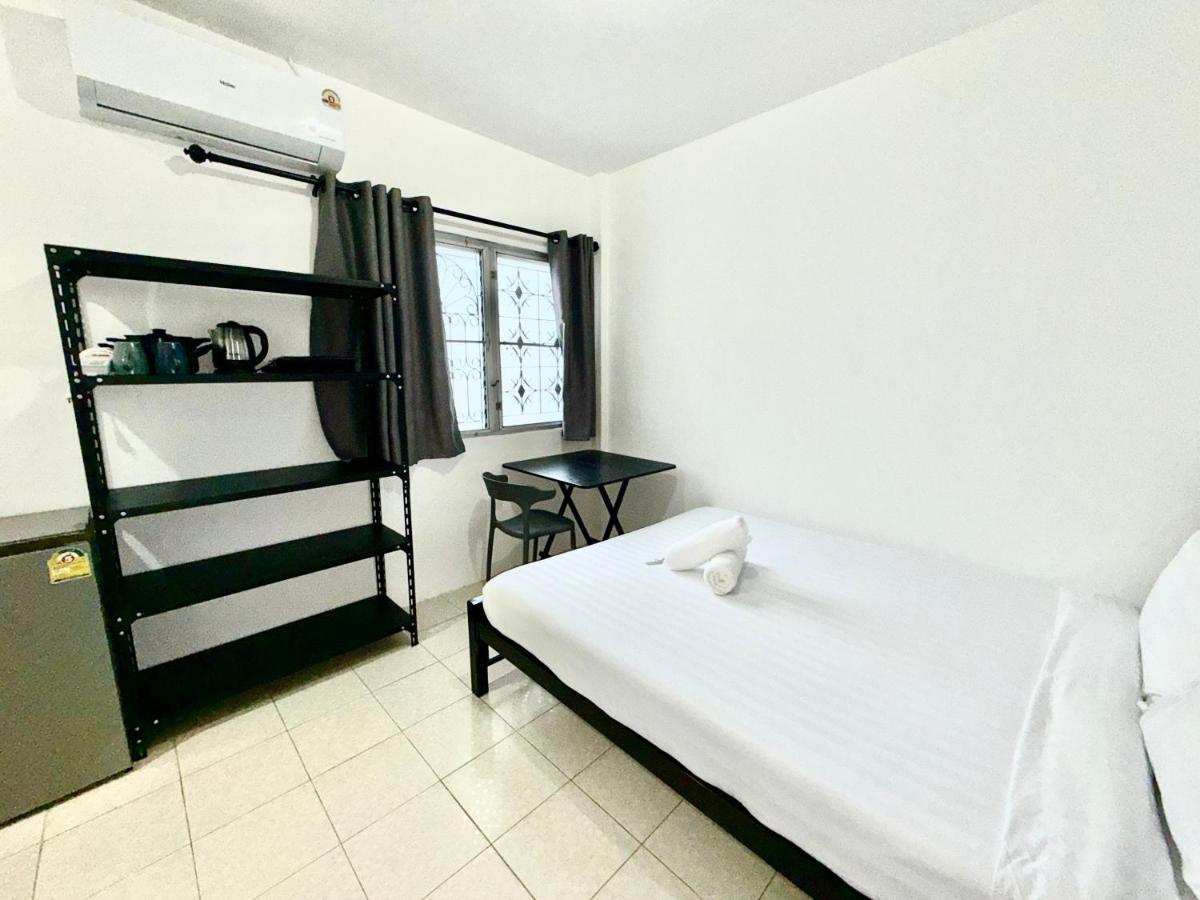 Patong Canal Villa 100 - 2