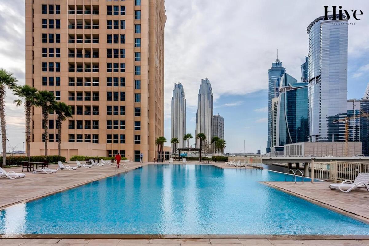 Gorgeous 1 Bed in Churchill Tower, Business Bay - 4