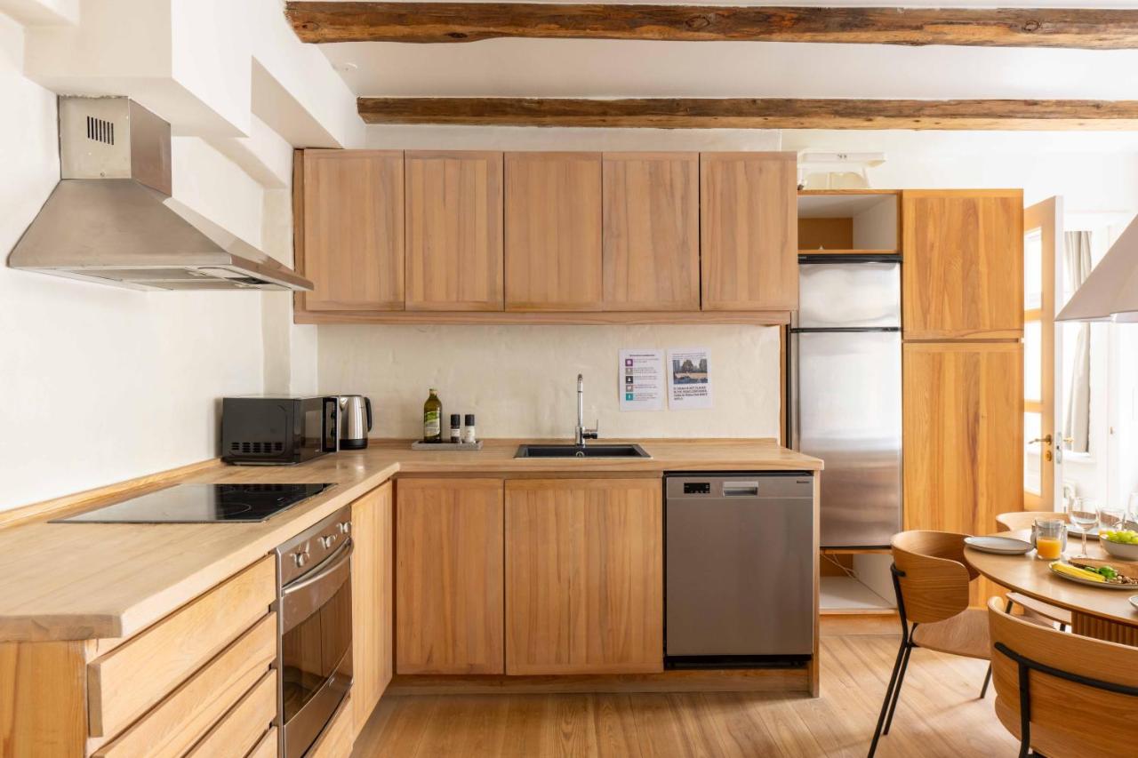 Modern Ground Floor Apartment - 4