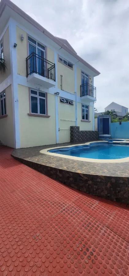 Charming villa in Flic en Flac with private pool - 4