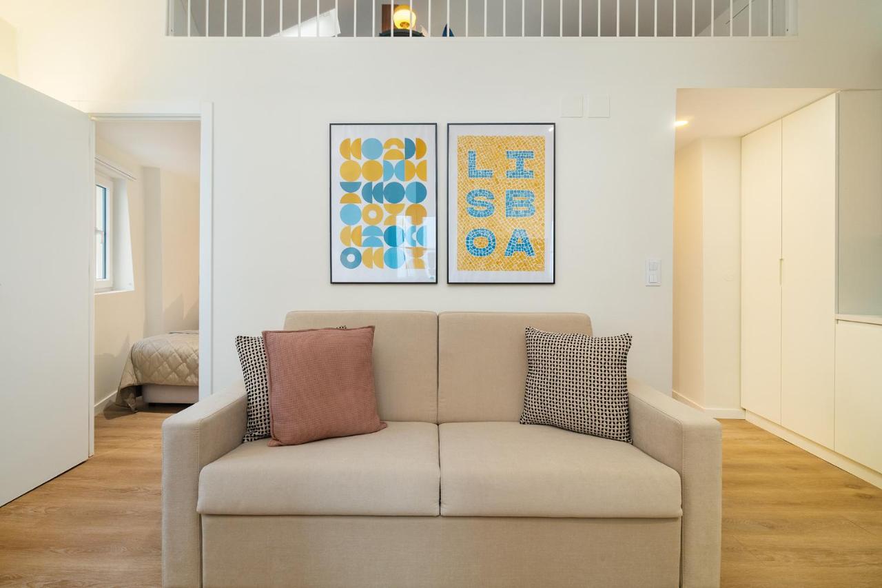 WHome Explore Lisbon from a Cozy Base in Alfama - 4