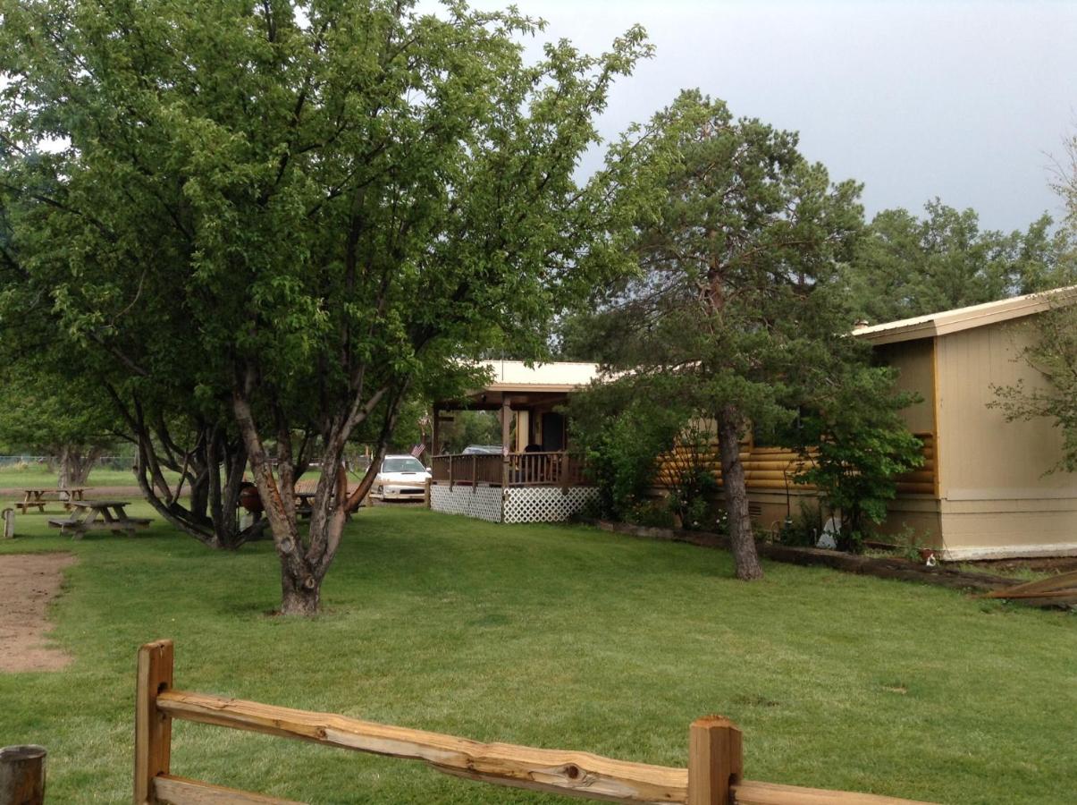 Rainbows End Fishing Resort — photo 14