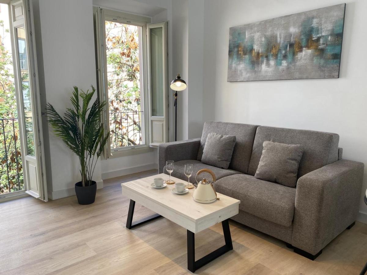 Apartamentos Pinar Málaga Centro - Ferrándiz