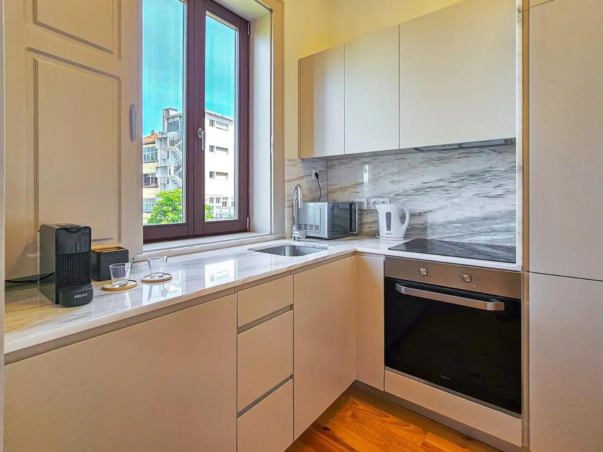 Wood Haven Luxury Duplex Downtown Porto with AC - 4