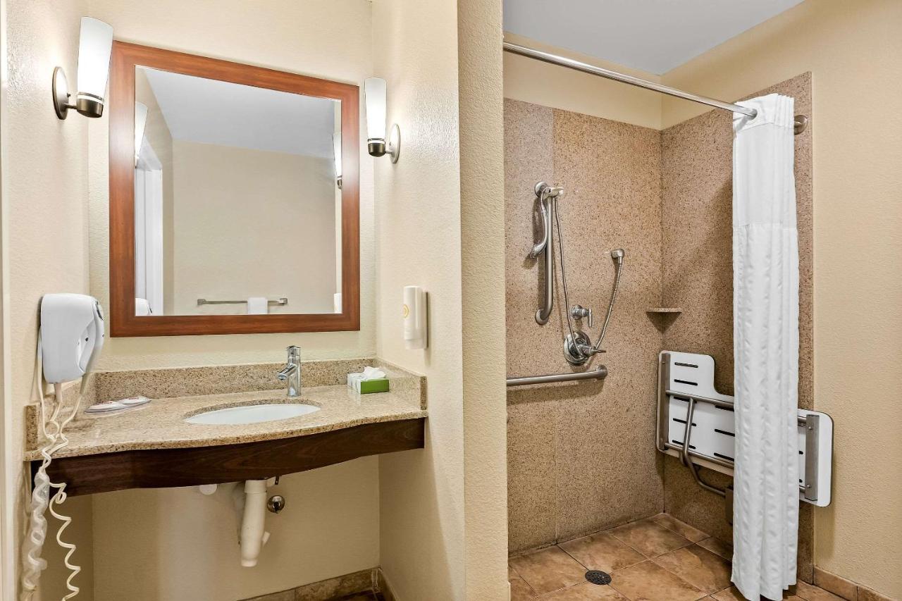 Tyndall Inn — photo 15