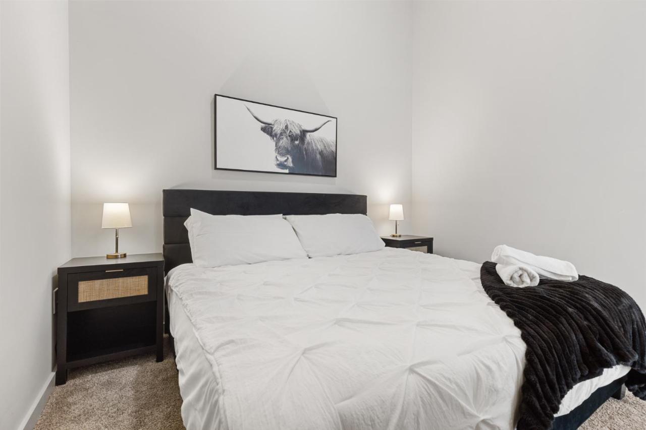 Luxury Townhouse-Style Apartment - 2