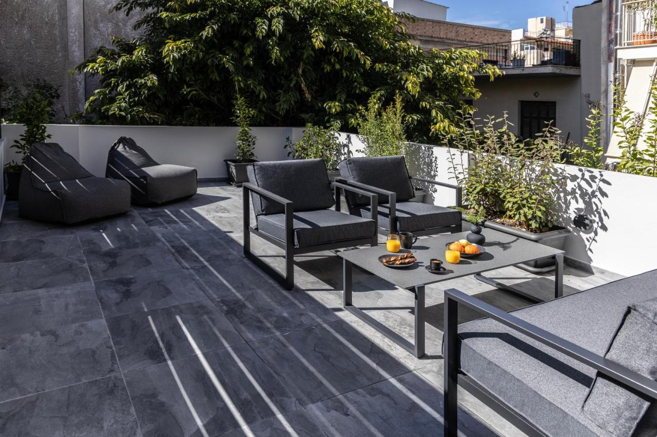 Elliot Petralona, Athens - 4