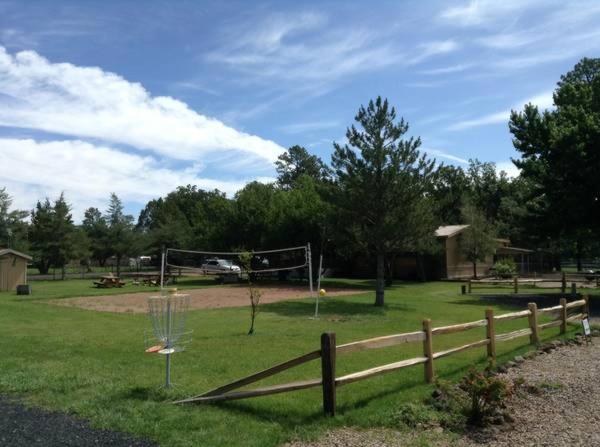 Rainbows End Fishing Resort — photo 13