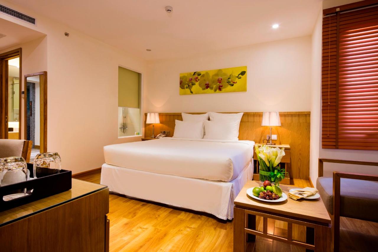 Rosaka Nha Trang Hotel, Nha Trang - Booking.com