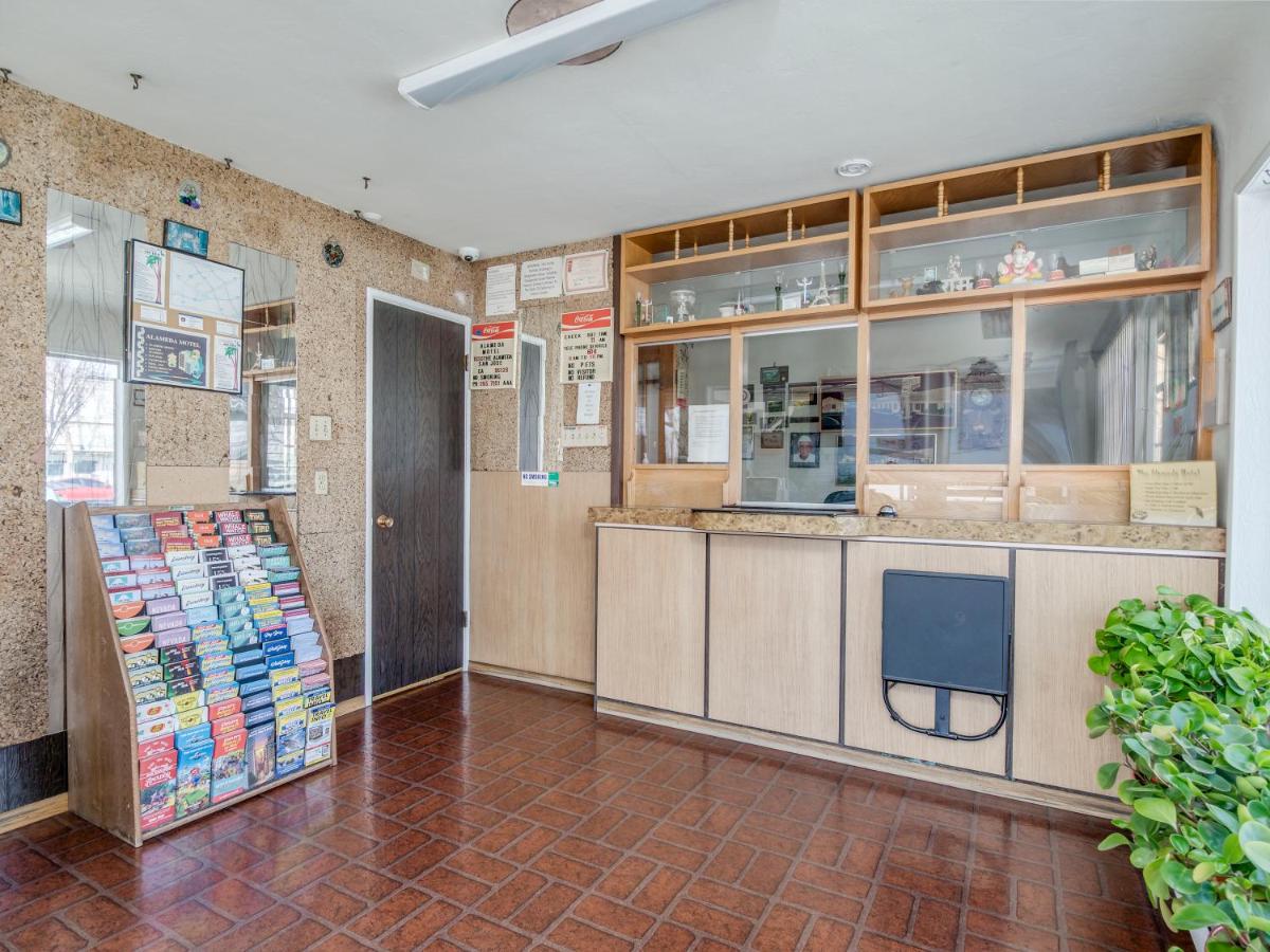 The Alameda Motel — photo 4