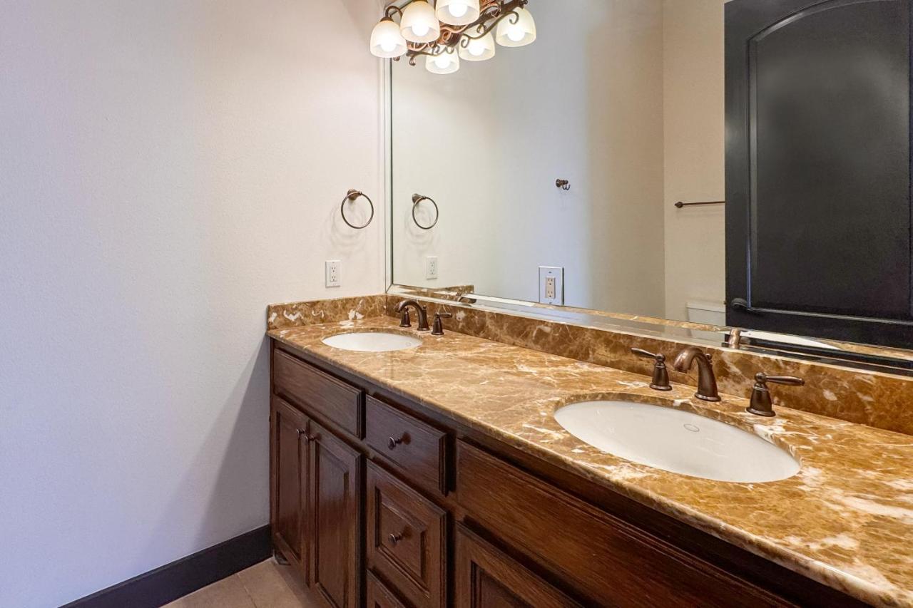 Walk to Boat Launch Stylish Austin Gem - 4