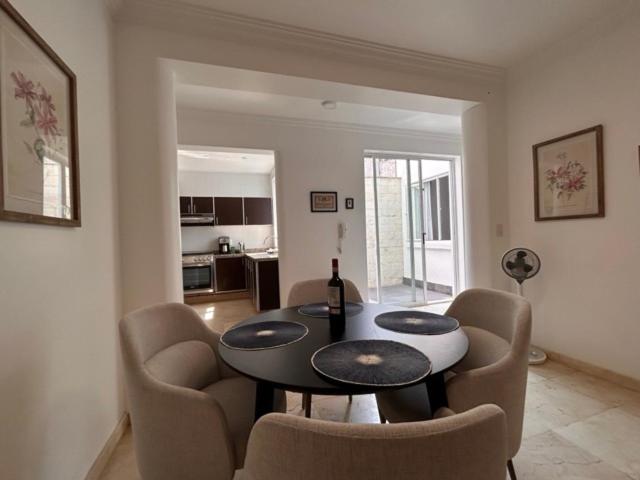 Condesa Residence Campeche 2 Spacious Ground-Level Apartment in the Heart of Condesa - 4